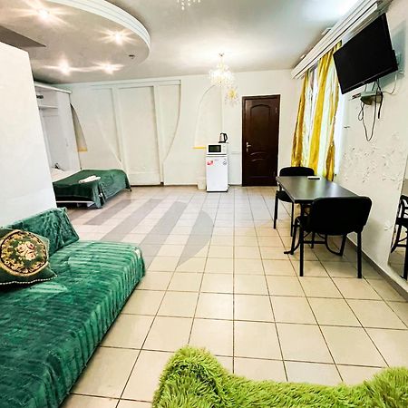 Studio Bucuresti Chişinău Eksteriør billede